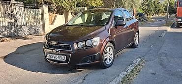 cevrolet cruz: Chevrolet Aveo: 1.4 l | 2012 il 96482 km Sedan — 5