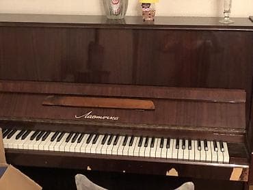 gitara akustik: Upright pianino – “Ласточка” (Lastoçka) markası - Korpus: tünd — 1