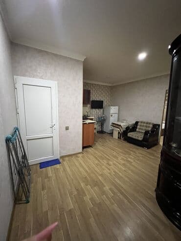 2 otaqli kiraye evler 350 azn: 30 kv. m, 2 otaqlı, Kanalizasiya, Kombi, Qaz — 2