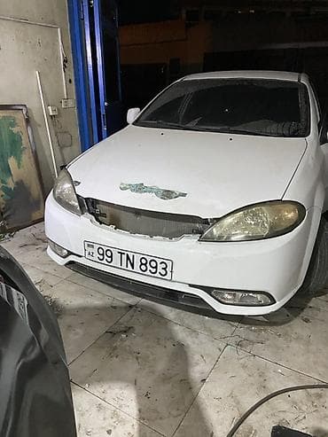 ağ 07: Hazır kreditdədir. İlkin ödəniş 2800 17 Ay 623 Manat otur sür maşındı — 1