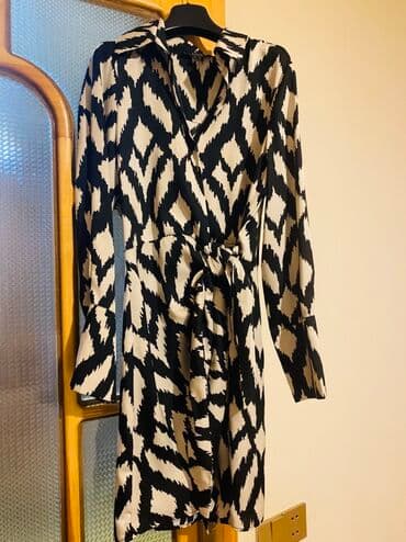 нижелла микс с маслом черного тмина отзывы: Qara və ağ naxışlı, uzunqol, yaxalı qadın donu. V-yaxa dizaynı və — 1