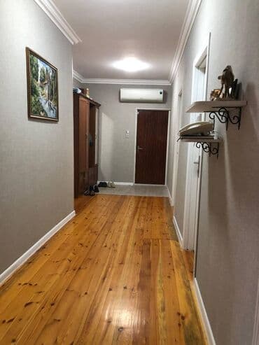 sumqayit 13 mkr: Bakı, Qaraçuxur qəs., 5 otaqlı, Köhnə tikili, 110 kv. m — 9