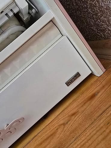 Beşiklər: Qız üçün, Dördbucaq, Beşik, Dəst ilə, Matrassız, Yellənmə mexanizmsiz — 5