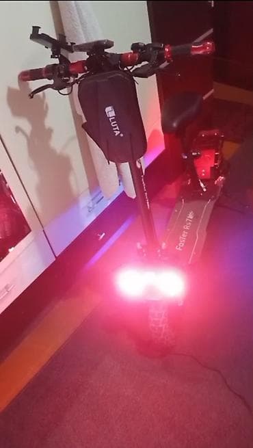 Elektrik nəqliyyatı: Elektrik skuter – Foster RS11 - Güclü ikiqat amortizator sistemi və — 4