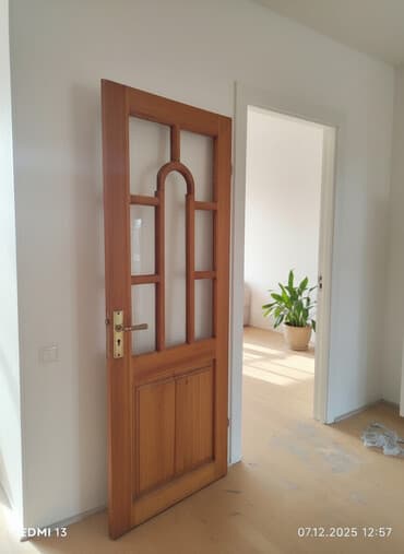 Qonaq otağı üçün İşlənmiş Otaq qapısı Naliçnik ilə, Zəmanətsiz, Ünvandan götürmə lalafo.az -da Qonaq otağı üçün İşlənmiş Otaq qapısı Naliçnik ilə, Zəmanətsiz, Ünvandan götürmə