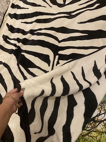 bamboo tekstil: İşlənmiş Böyüklər üçün İki nəfərlik Qış üçün Polyester Yorğan, Ünvandan götürmə — 2