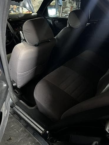 sprinter satisi: Mercedes-Benz E-Class: 2.2 l | 1997 il Sedan — 8