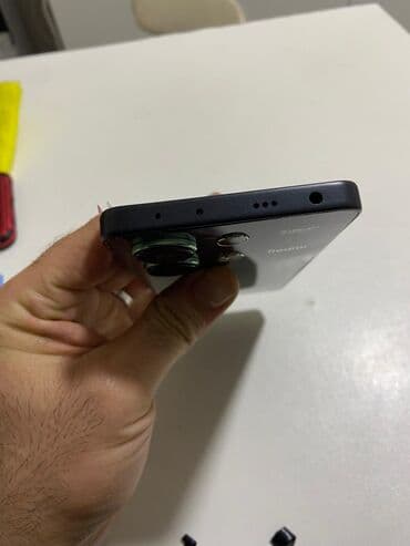 redmi not 10 c: Redmi not 13 smartfon - Arxa kamera: 108 MP əsas kamera (üçlü modul — 5