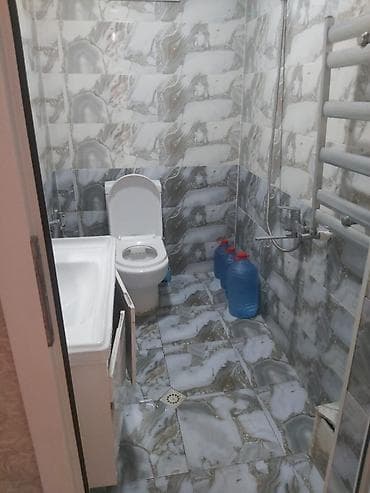 kiraye ev ecemi: Tecili. *Xırdalan,5 nomreli mektebin yaninda 3otaqli ev kiraye verilir — 3