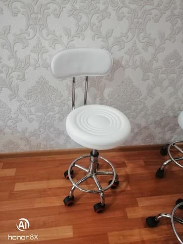 Təzə kreslolar çatdırılmada nümkündü