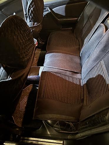 mercedes e class: Mercedes-Benz CE 200: 2 l | 1994 il Sedan — 5