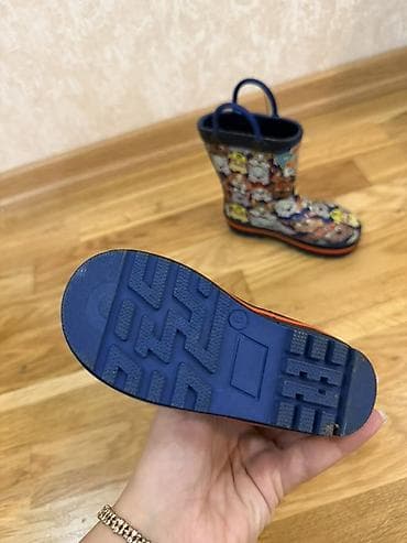 Детская обувь: Next резиновые сапожки 
Как новые 
Размер 22,5
Цена 15 — 4