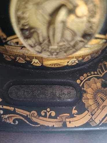 Antik tikiş maşını – The Singer Manufacturing Co. - Mexaniki, əl — 5