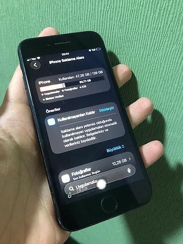 iphone se 2020 barter: IPhone SE 2020, 128 GB, Qara, Barmaq izi — 3