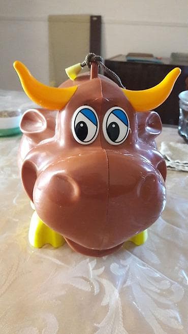 Şkatulka. İçinə nə isə qoymaq olur