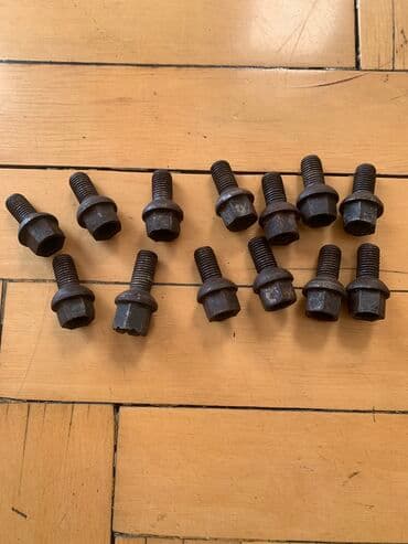 Шины: Mersedes diskleri ucun boltlar satilir Her birinin qiyneti bir — 1