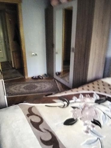 kiraye ev qarayev: 5 mertebeli daş bina 3 otaqlı Minsk layihəli 10 ilin təmiri — 5