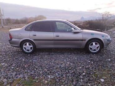 niva qabaq most: Opel Vectra: 1.8 l | 1996 il 357412 km Sedan — 5