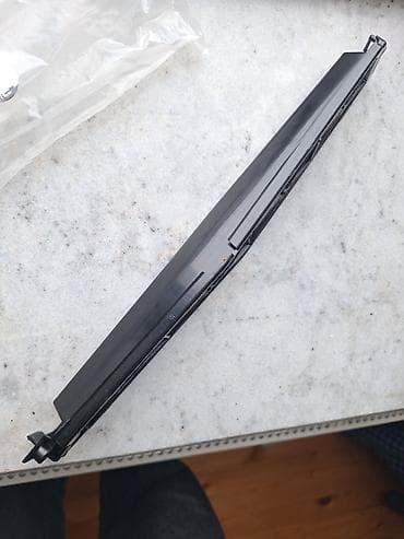 Mazda 3 modelinin kondisionerin hava filtirin kirişqası 2012 modele