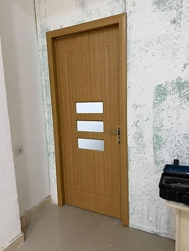 MDF qapı – şüşəli model 3eded 2.6uzun eni 89 - Material: ağac — 2