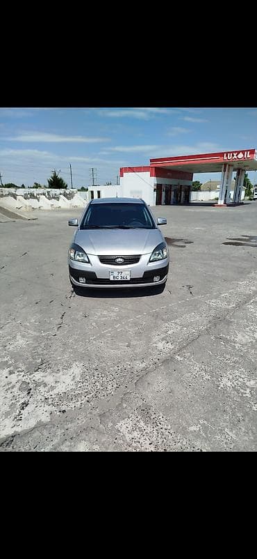 vossen diskleri: Kia Rio CRDi (hatchback) - Gümüş rəngli kuzov, 5 qapı - Dizel — 2