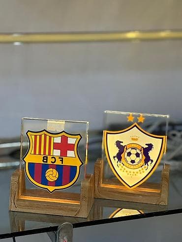 dekor ağac: Akril işıqlı masa dekoru – futbol klublarının loqolu - Material — 2