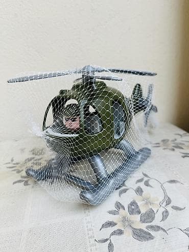 Uşaq üçün plastik helikopter oyuncağı - Rəng: hərbi yaşıl gövdə, boz