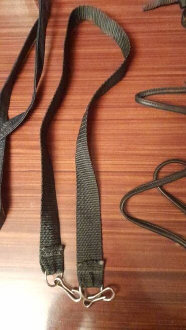 qaşlı çanta: Çanta üçün kəmərlər satılır. Biri 5 manat — 4