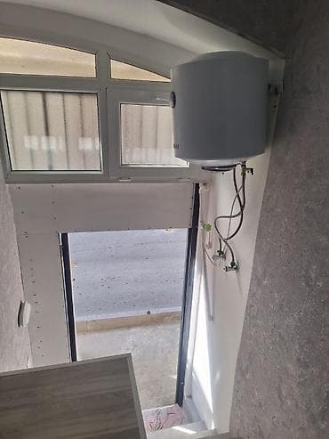 киоск в аренду: Satılır: Tam təmirli 2otaqlı 33kv obyektə yararlı Ünvan İçəri şəhər — 9