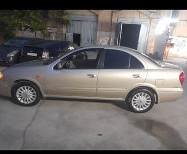 nisanlar: Nissan Sunny sedan - Kuzov: qızılı/metallik rəng, 4 qapı, tam ölçülü — 4