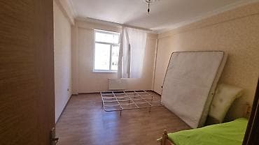 Kirayə mənzillər: Mənzil – 2 otaqlı, işıqlı və geniş planlama - Qonaq otağı: Uzunsov — 4