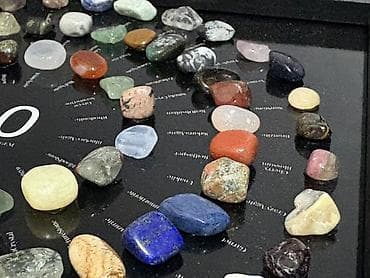 Məhsul: 80 növ təbii daş kolleksiya çərçivəsi - Qara çərçivəli — 8