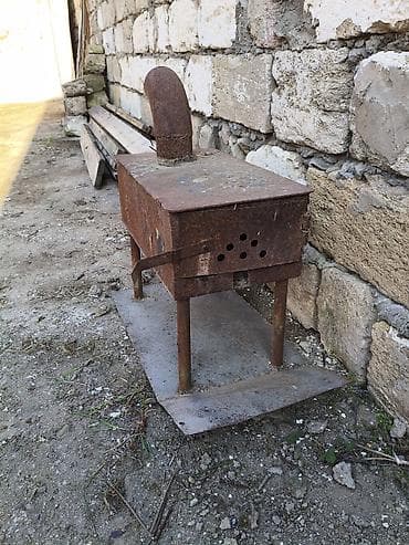 Metaldan hazırlanmış kiçik ölçülü odun/kömür sobası,normal lalafo.az -da Metaldan hazırlanmış kiçik ölçülü odun/kömür sobası,normal