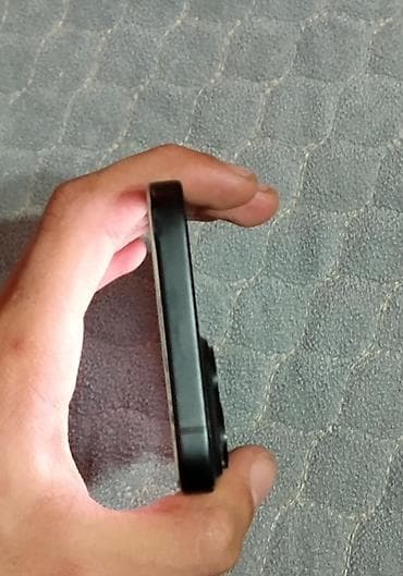 philips xenium 9@9u: IPhone 15, Qara, Face ID — 6