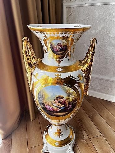 arxideya gulu: Bir vaza, Farfor — 3