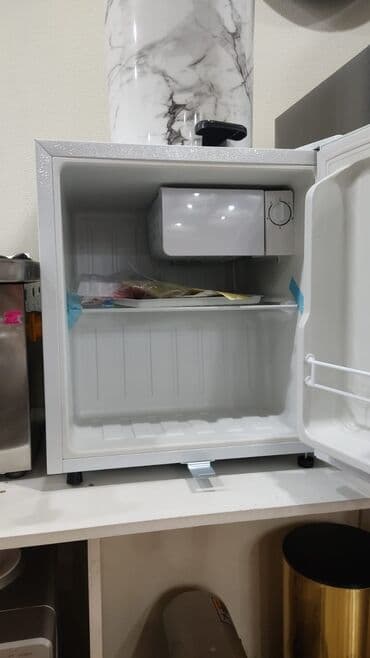 soyuducu arçelik: Mini Riffel Soyuducu Satılır, rəng - Ağ — 3