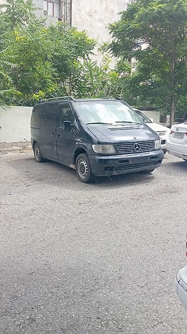 Digər avtomobil ehtiyat hissələri: Masin sokulur zapcast kimi satilir her seyi.cermesi var cox.butovde — 4