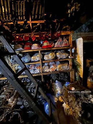 arxa oturucu: MERCEDES ehtiyat hissələri – geniş çeşid • Model xətti: müxtəlif — 1