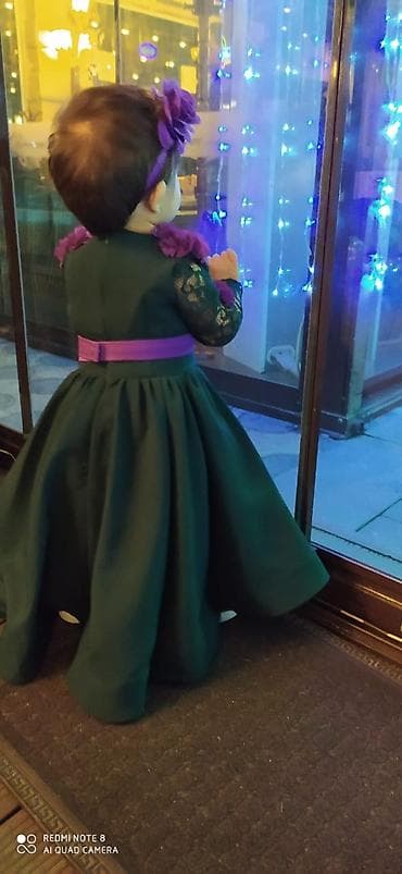 Ana bala dest Bir defe ad gununde geyinilib 250 m tikdirmisem isteyen