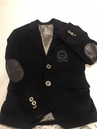 Pencəklər: Velyur oglan ücün pencek problemsizdir az geyilib 6-7 8 yaşa da olur — 1