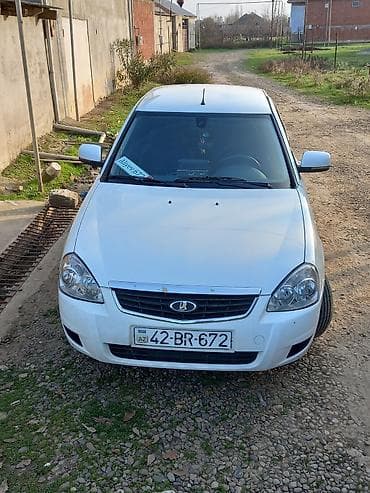 salon oturacaqları: VAZ (LADA) Priora: 1.6 l | 2013 il 283000 km Sedan — 5