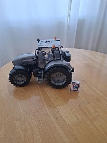 Satılır: miqyaslı oyuncaq traktor maketi - Model: Lamborghini R8.270