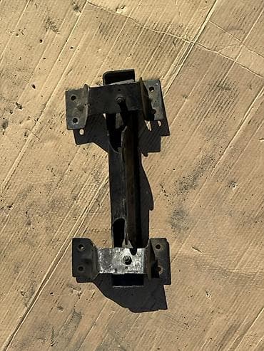 Техника и электроника: Mitsubisi karopka paduşkası Təsvir: - Gücləndirilmiş qalın metal — 1
