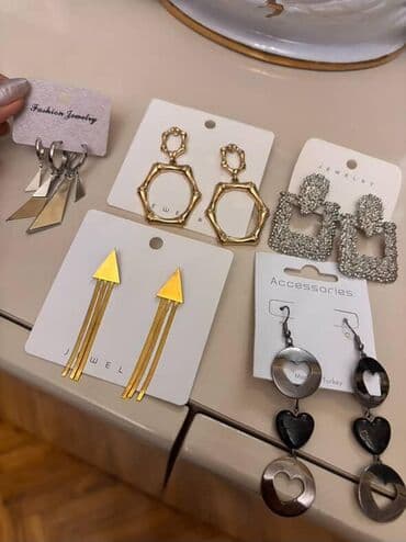 1 qram qızıl neçə manatdır 2025: Teze,hamisi 10 man 5eded sirga — 6