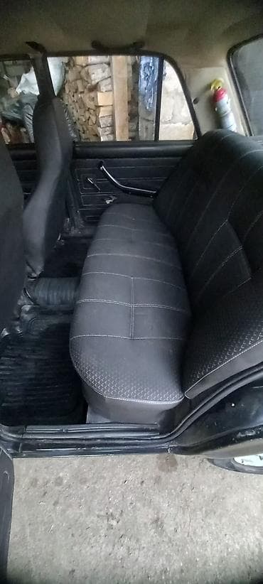 ford transit 1998: VAZ 2107, qara rəng, sedan kuzov Texniki və dizayn xüsusiyyətləri: - — 10