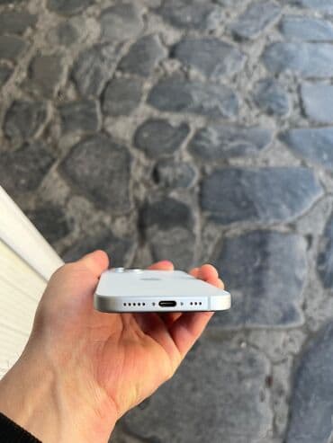 iphone 17 pro max qiymeti 256gb: IPhone 15, Ağ, Simsiz şarj — 3