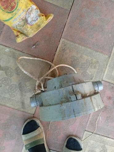 Sənaye/proyektor tipli işıqlandırma lampası - Korpus: ağır