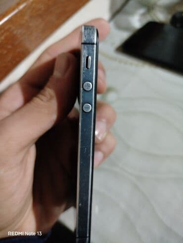 Audio: IPhone 5, 64 GB, Qara, Qırıq — 4