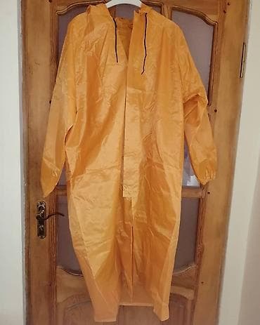 Dojdevik. yağmurluq. təzədi. Uzunluq:118. Bədən ölçü: 2XL. Rəng: sarı