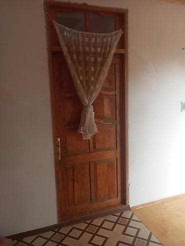 binə evler: 2 otaqlı, 2 kv. m, Orta təmir — 4